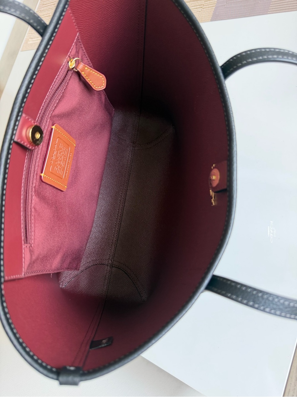 Coach Outlet Medium City Tote Bag - Picture 5 of 9